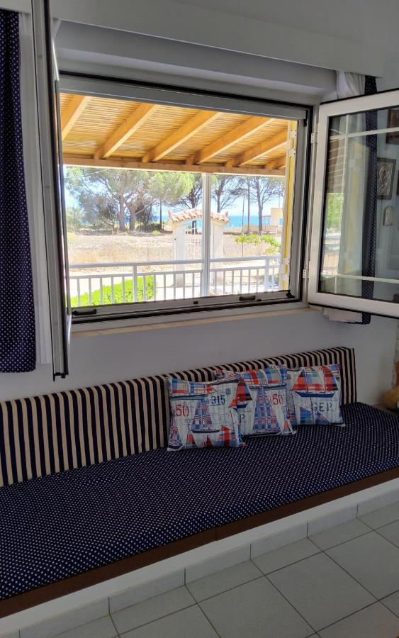 Fully Equipped Beach House At Pachia Ammos Plytra Exterior foto